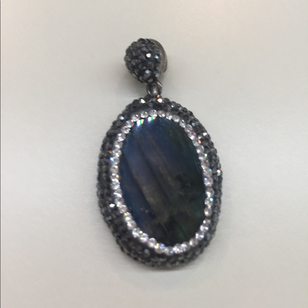 Beautiful Labradorite Druzy Quartz Charm, NWOT